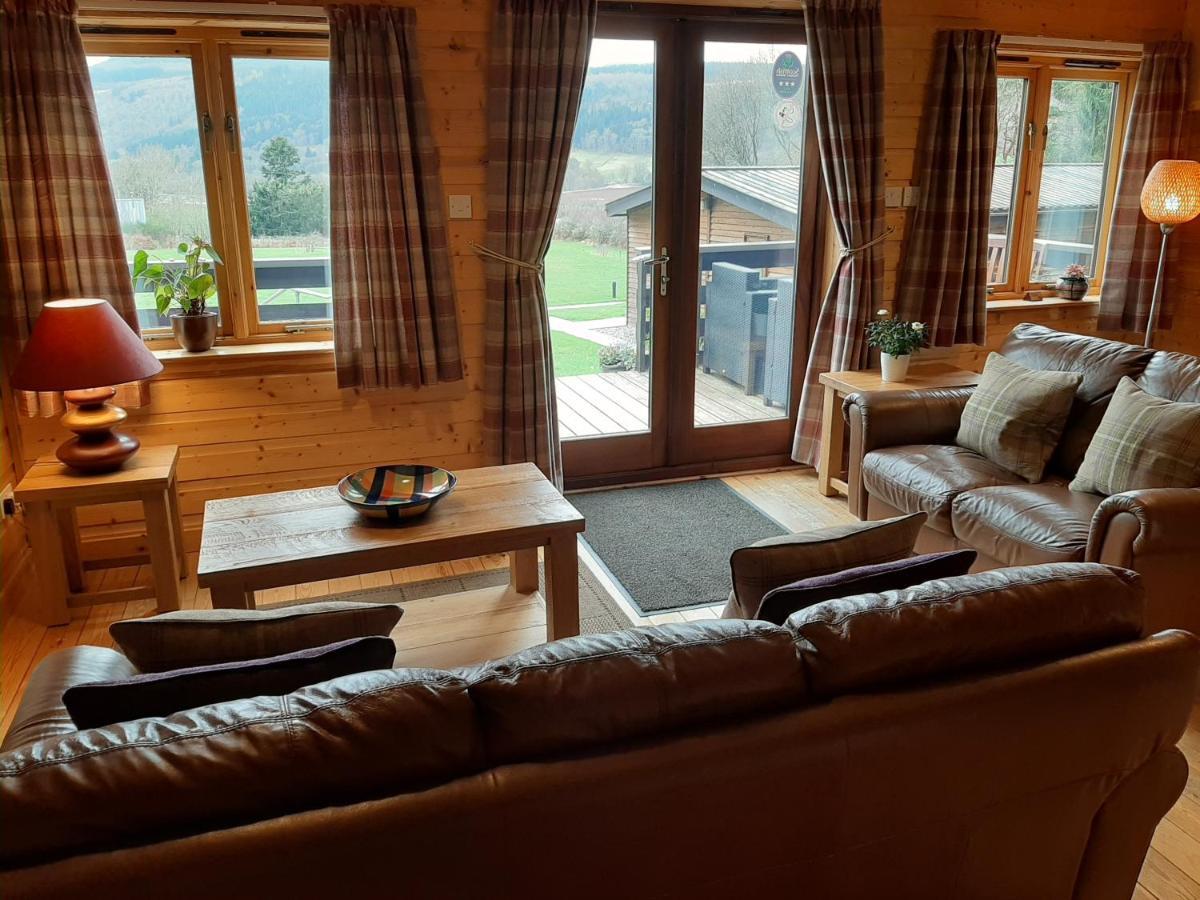 Tayview Lodges Pitlochry Bagian luar foto